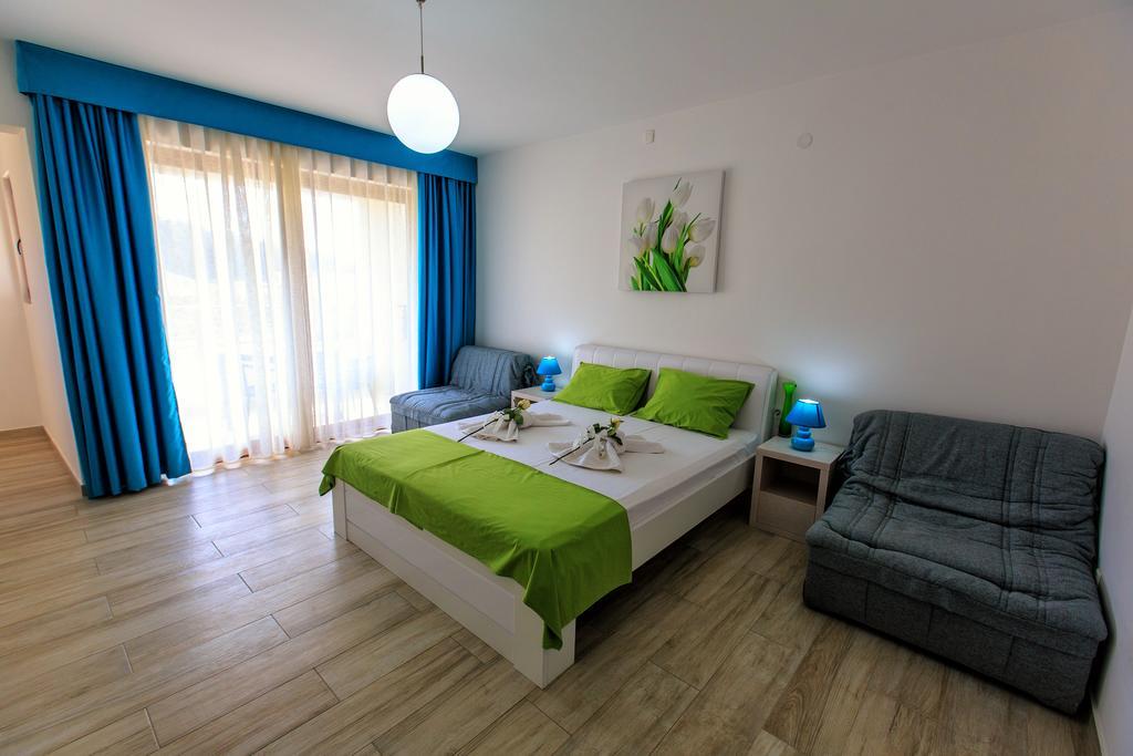 Apartments Matkovic Lux Сутоморе Екстер'єр фото