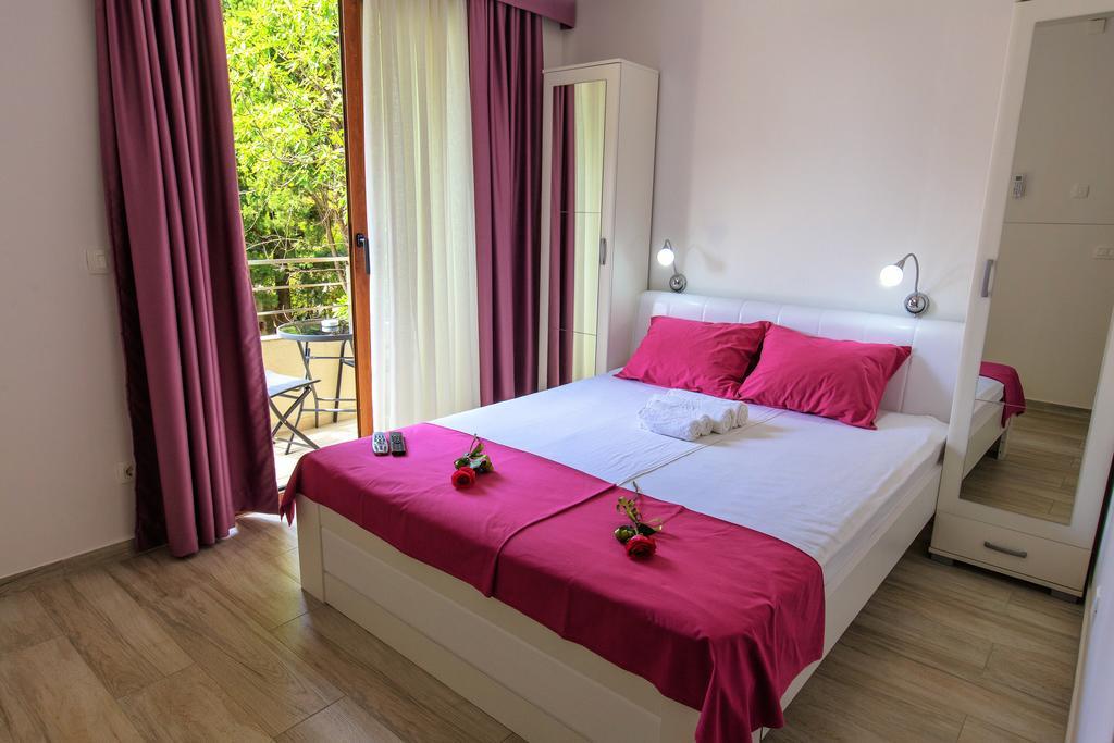 Apartments Matkovic Lux Сутоморе Екстер'єр фото