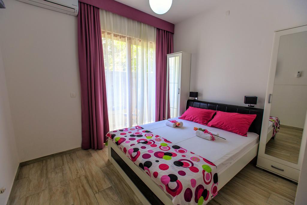 Apartments Matkovic Lux Сутоморе Екстер'єр фото